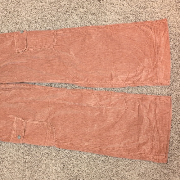 American eagle AE super high rise baggy wide leg size 6 reg pink corduroy pants - Picture 2 of 11